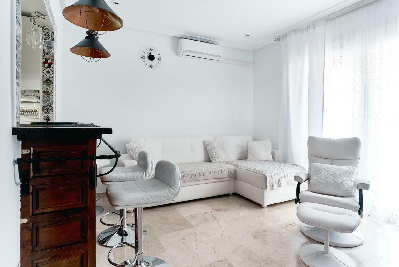Lenas Apartments Radio Murcia Torrevieja Exterior photo